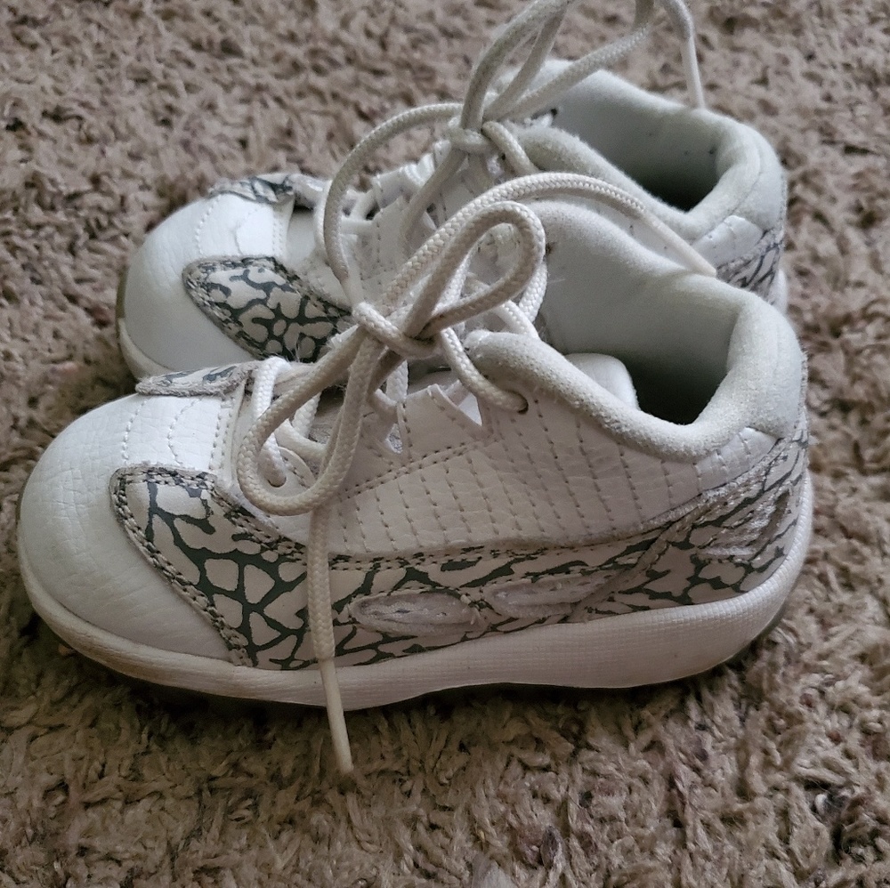 Unisex Jordan's